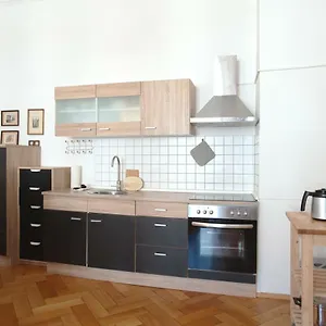 An Der Arena Apartment